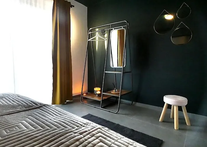 Suitedreams - Relax * Liegi